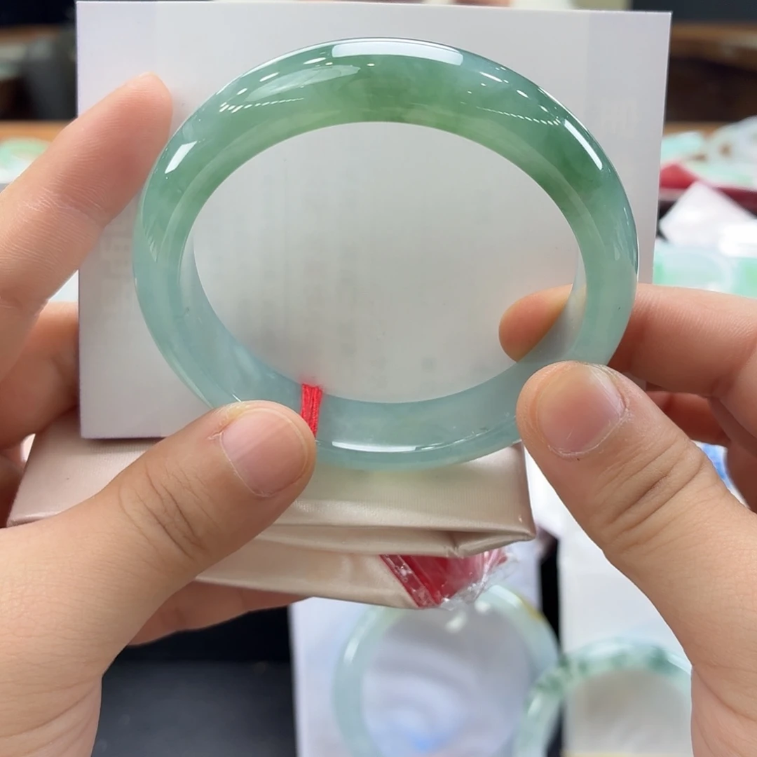 翡翠未镶嵌手镯20号