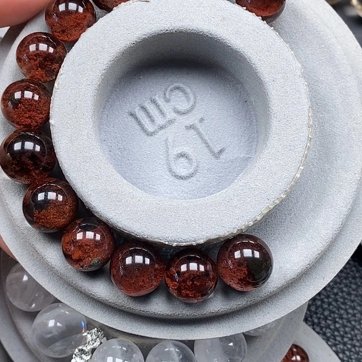 芊***M未镶嵌颈饰水晶水晶