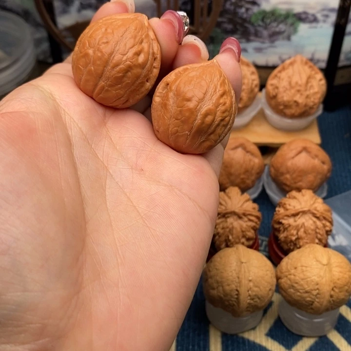 文玩核桃把件小光头