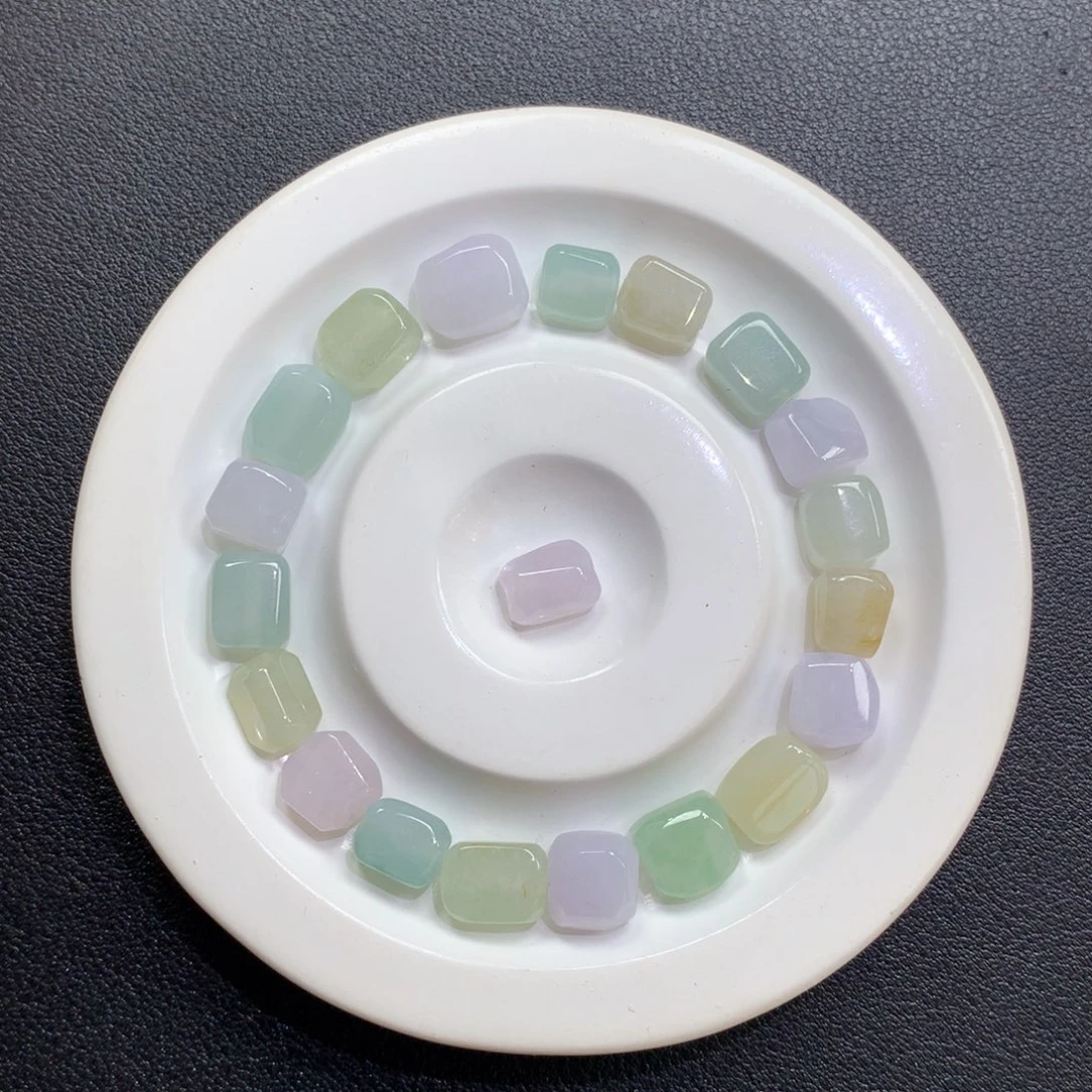 未镶嵌定制翡翠共一串