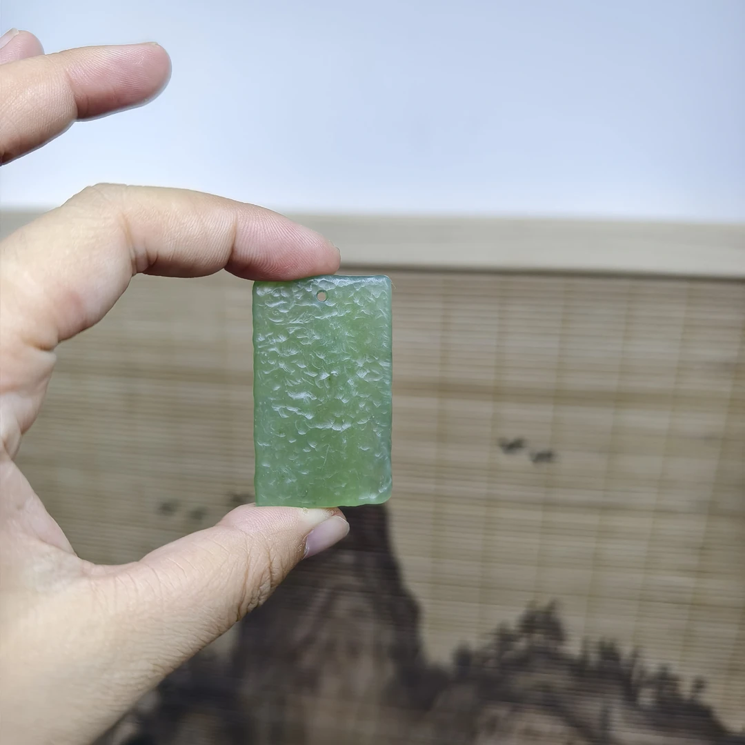 纯天然岫玉手工雕刻复古锤纹深绿冰透无事牌
