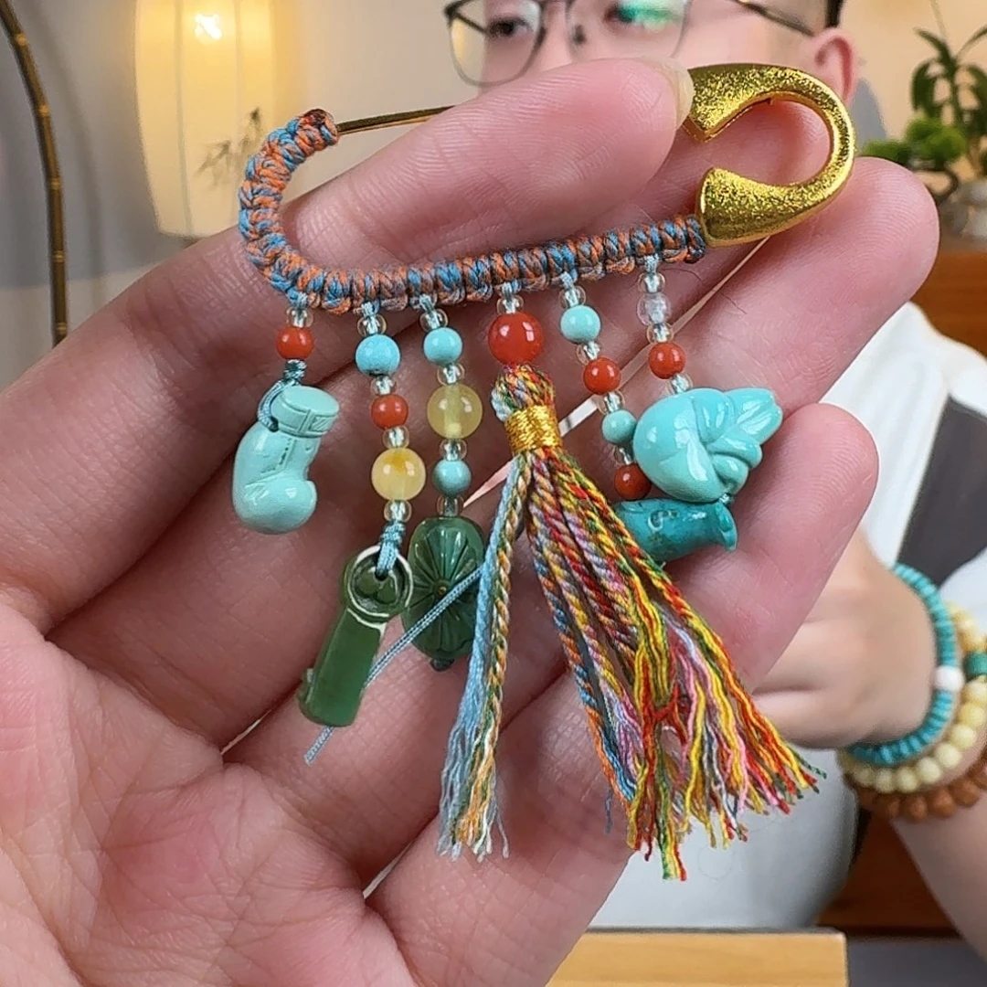 绿松石未镶嵌挂件