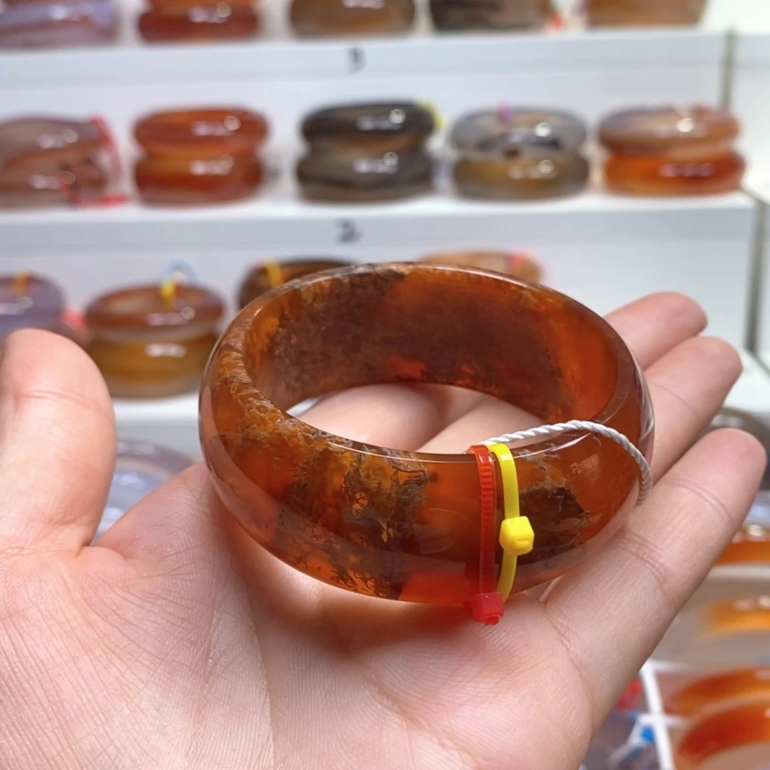 玛瑙/玉髓手镯未镶嵌54天然包容
