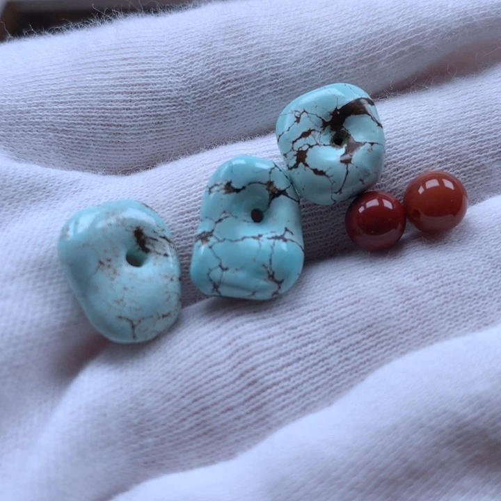 南红玛瑙未镶嵌珠宝奇石