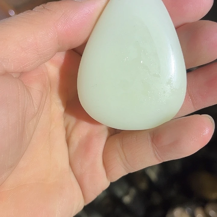 未镶嵌和田玉（糖玉）挂件