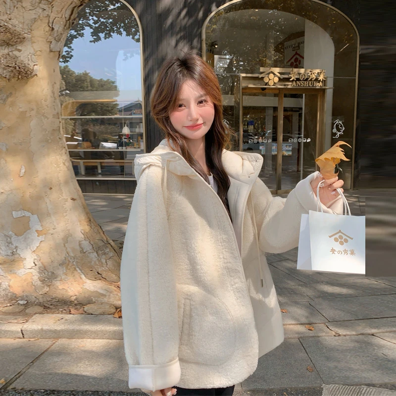 奶呼呼甜美风皮毛一体外套2025冬季新款毛绒绒韩系ins风连帽棉衣