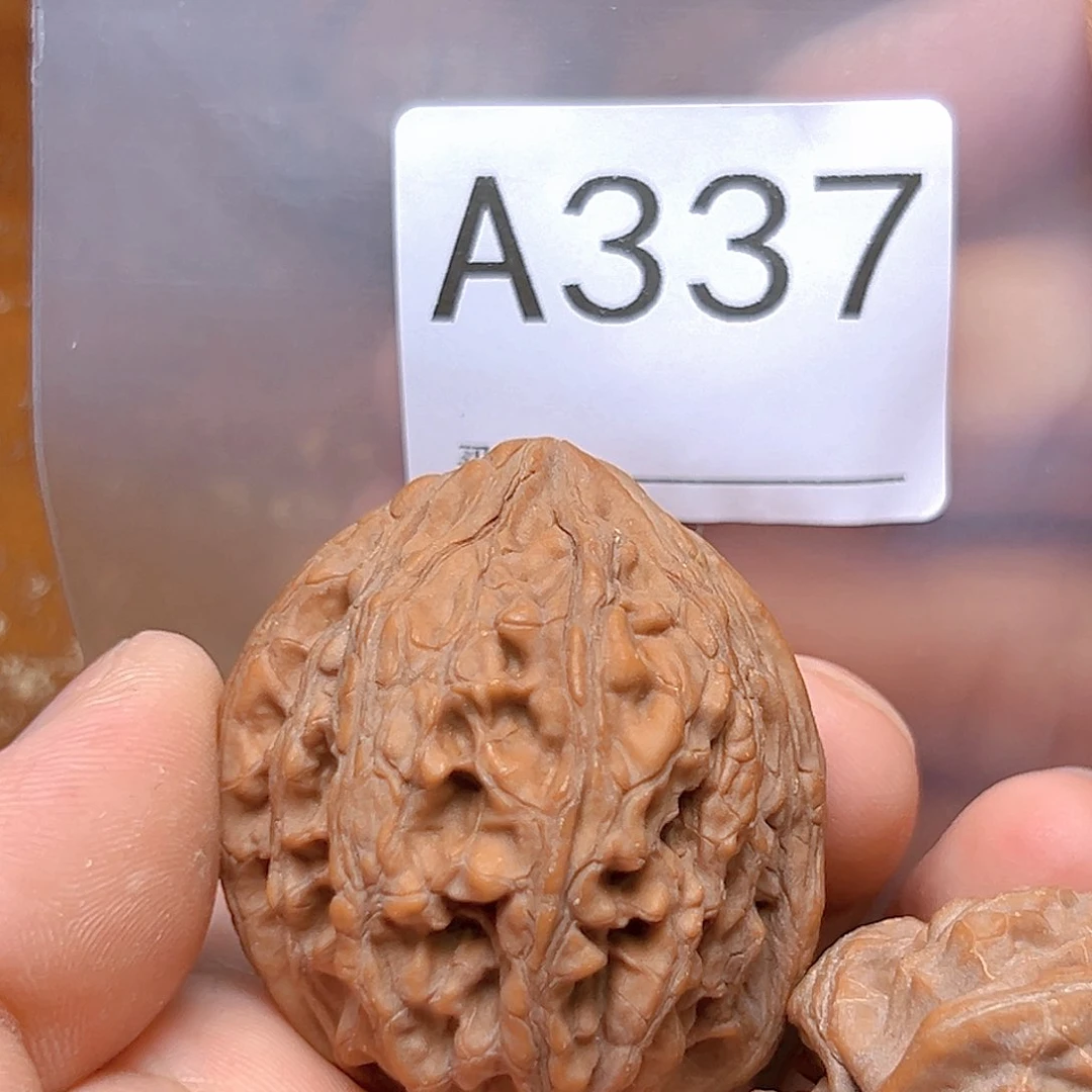 文玩核桃吊坠40大沽石