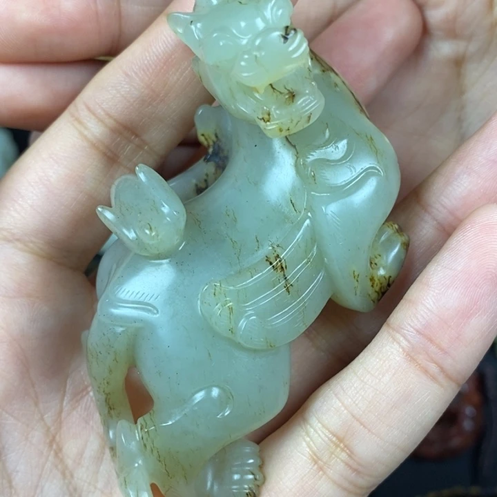 未镶嵌和田玉挂件明**傅