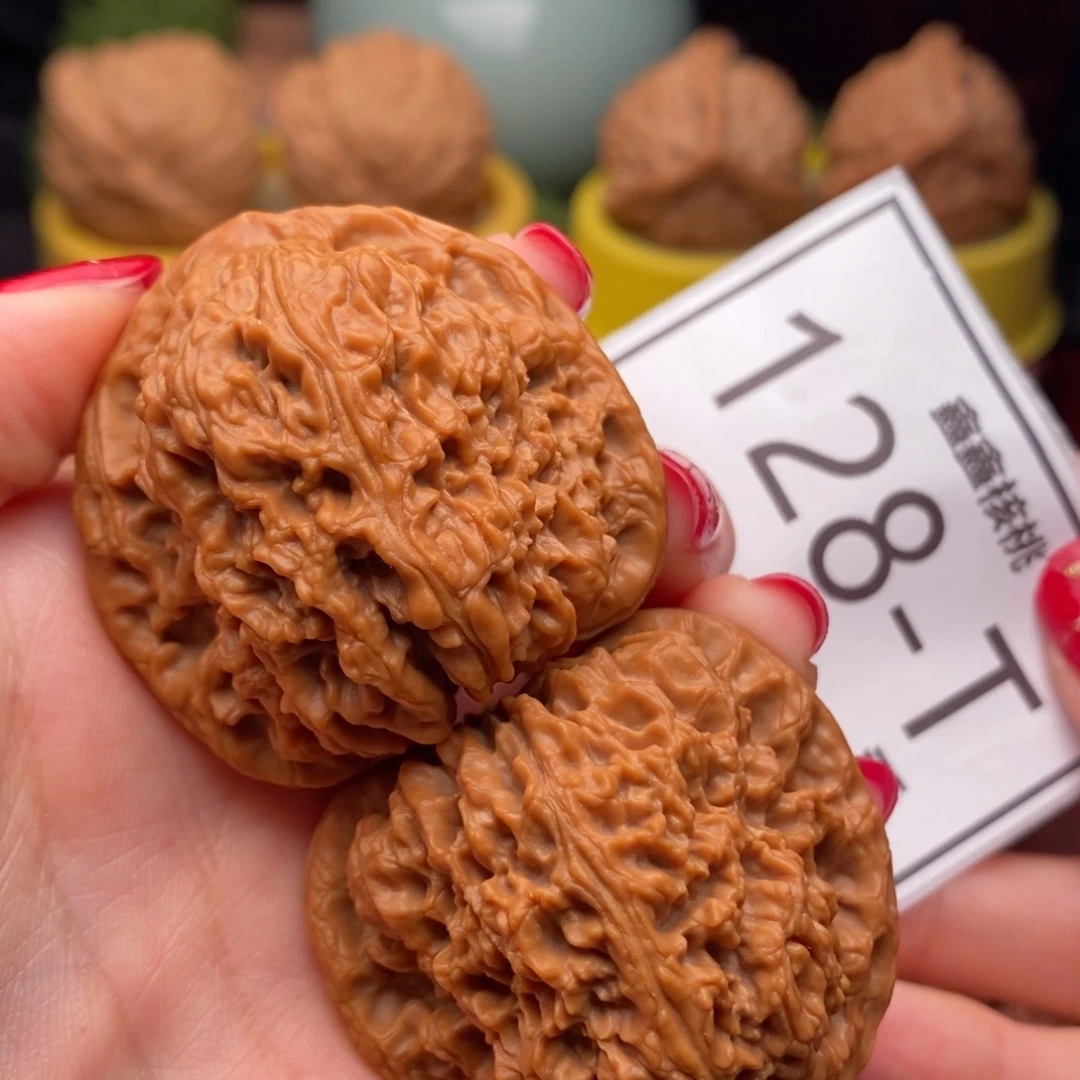 桃核把件南疆42……