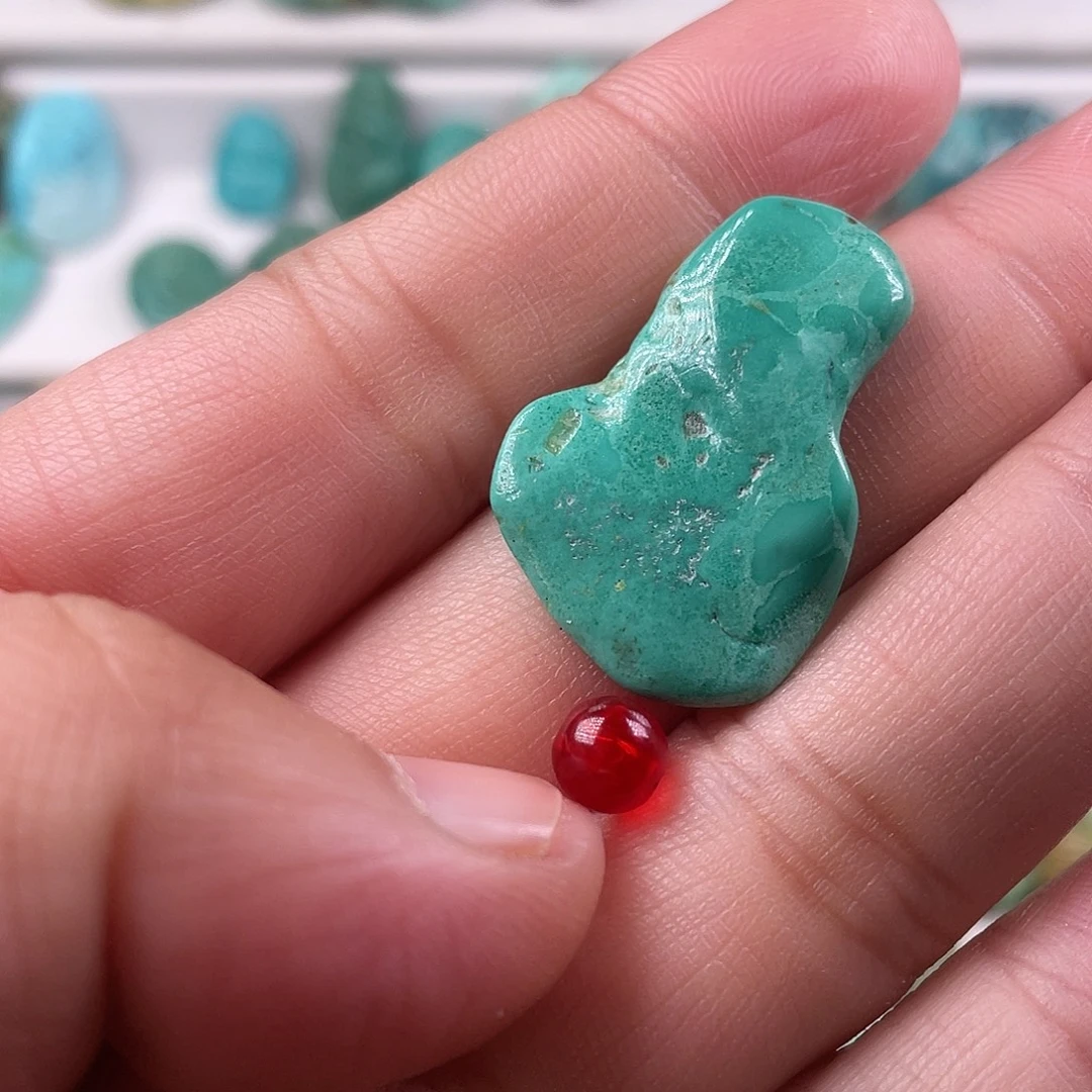 南红玛瑙未镶嵌颈饰