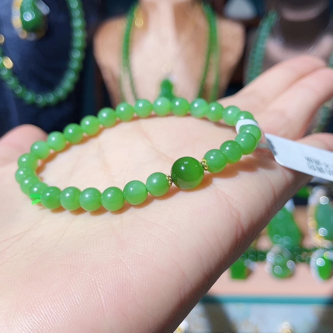 和田玉（碧玉）18K金镶嵌颈饰