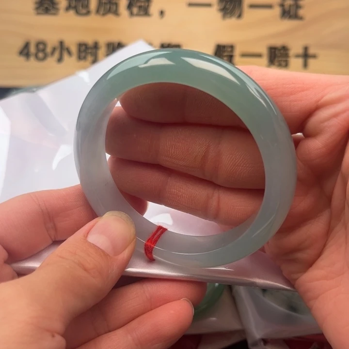 翡翠未镶嵌手镯-22