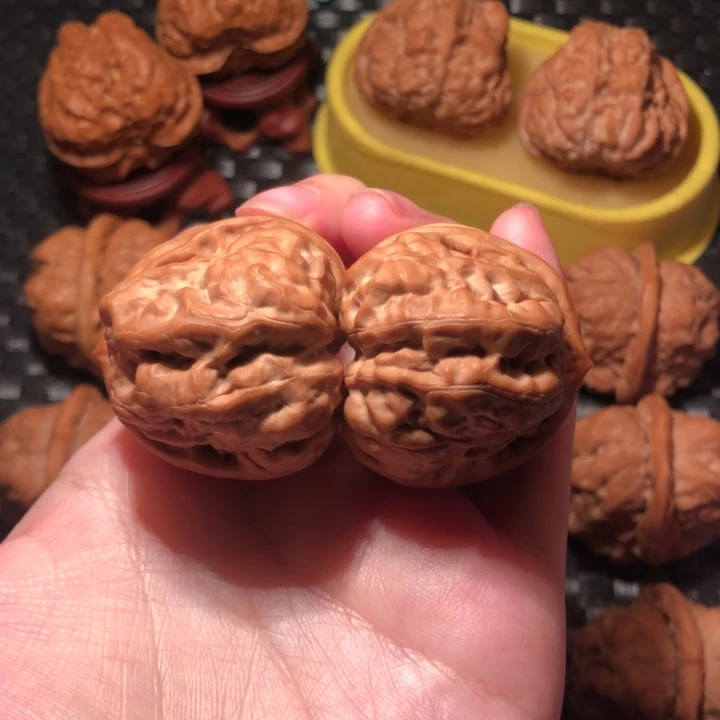 文玩核桃把件37四开大块疙瘩包蛙王