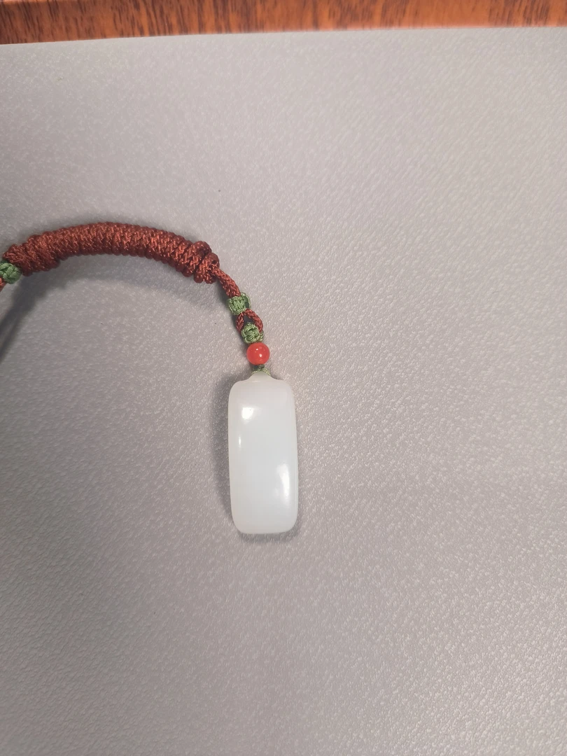 和田玉精品白玉吊坠