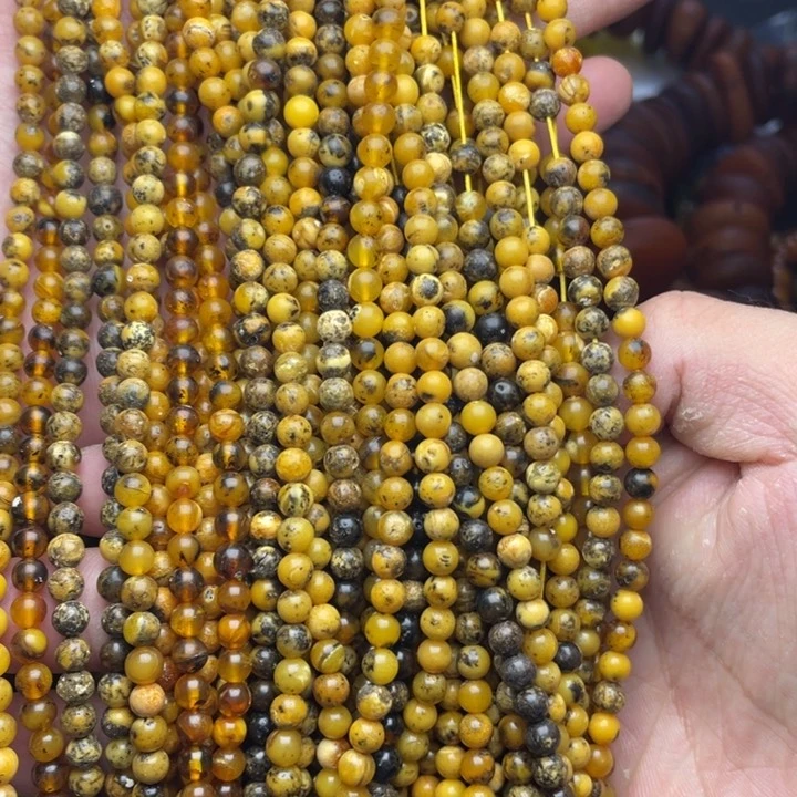 未镶嵌琥珀珠宝奇石