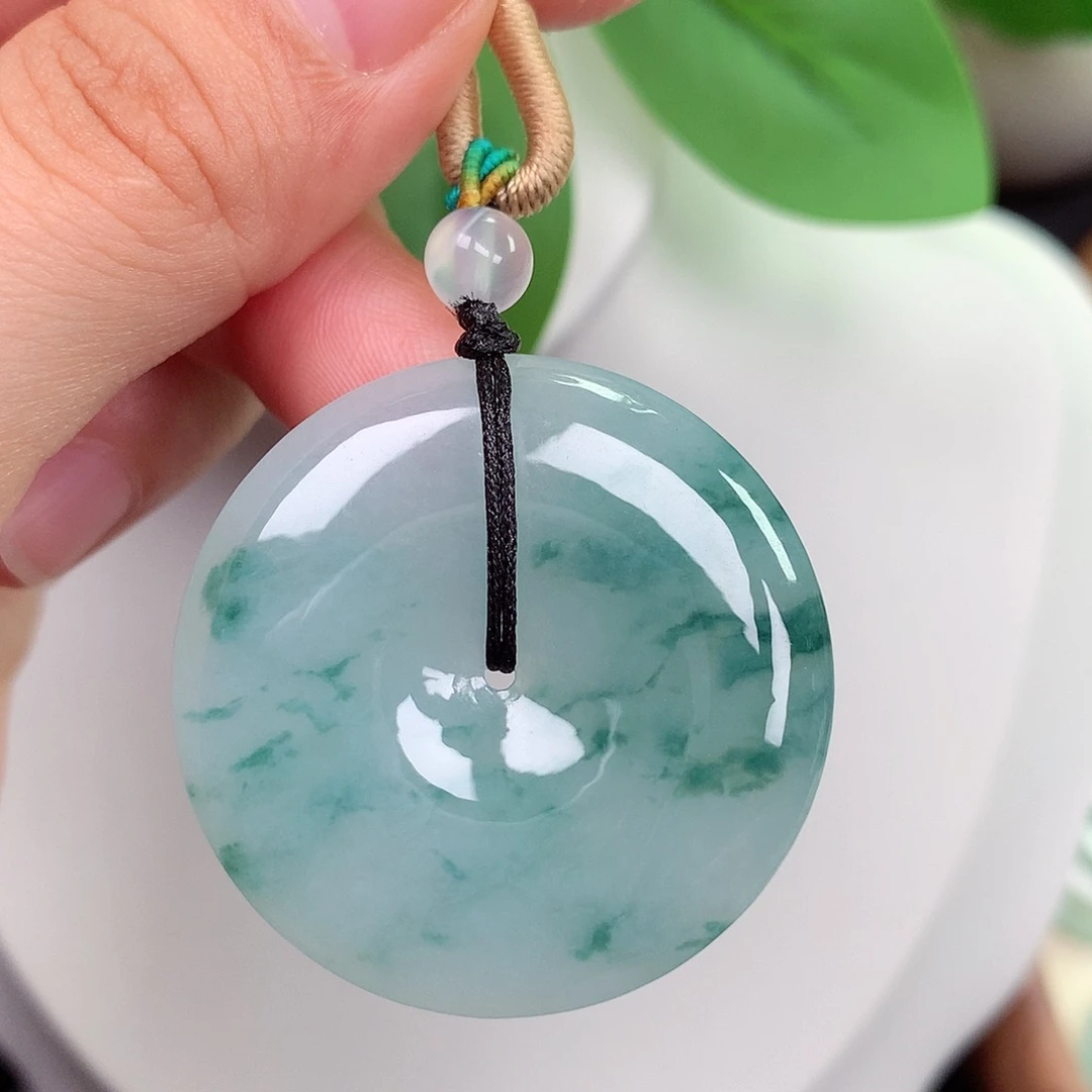 颈饰未镶嵌翡翠平安扣 35.7x6.0mm