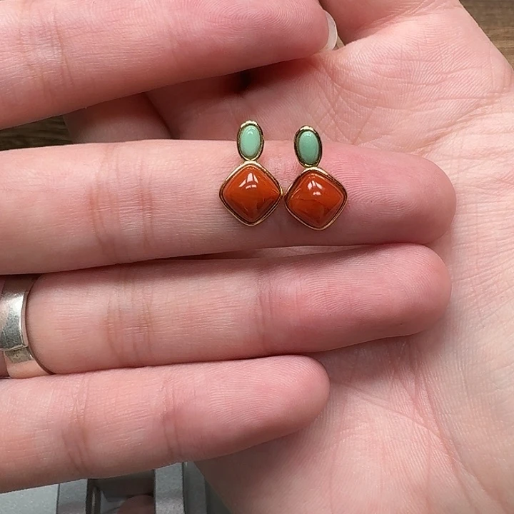 南红玛瑙银S925镶嵌耳饰