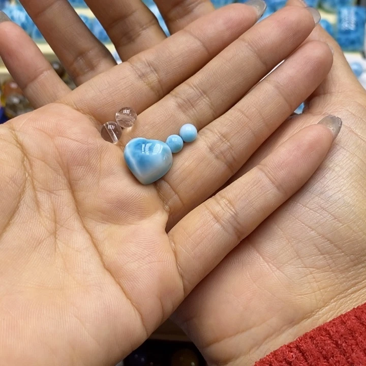 针钠钙石（海纹石）颈饰未镶嵌小*饭