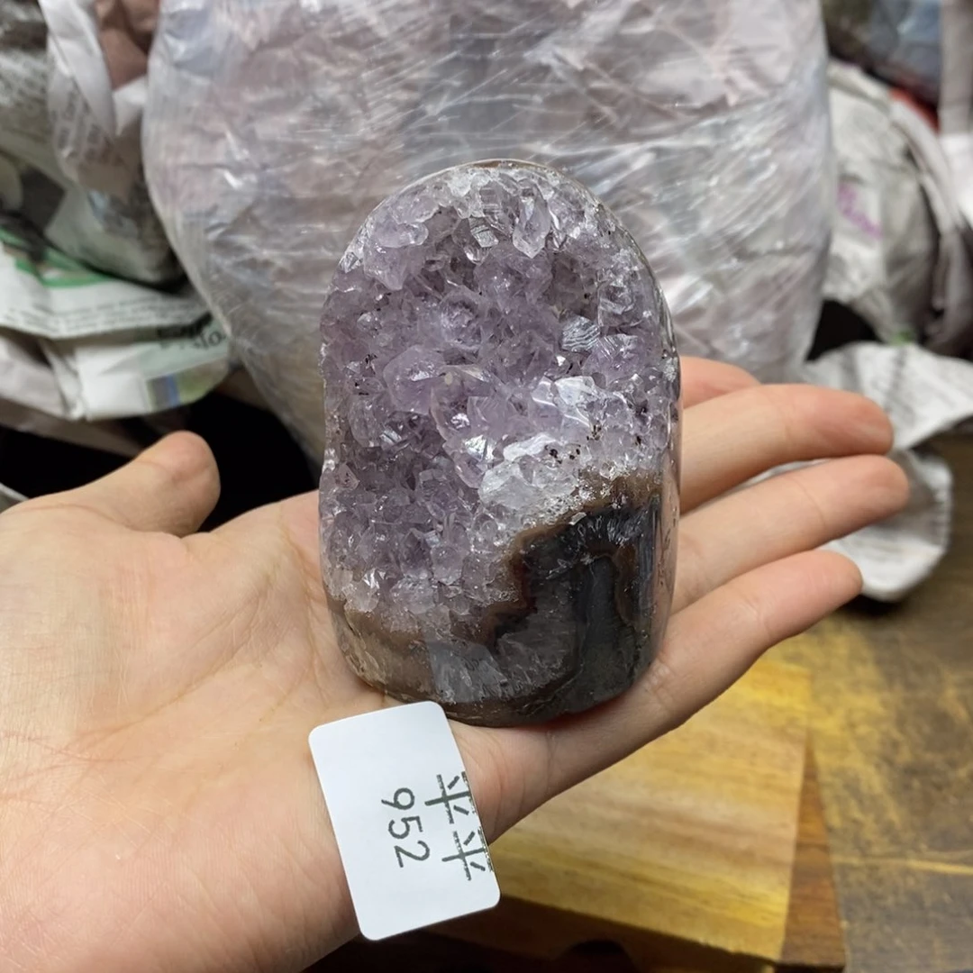 紫晶乌拉圭未镶嵌