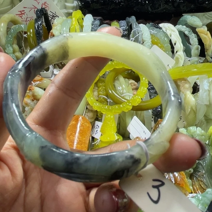 岫玉未镶嵌手镯59.60