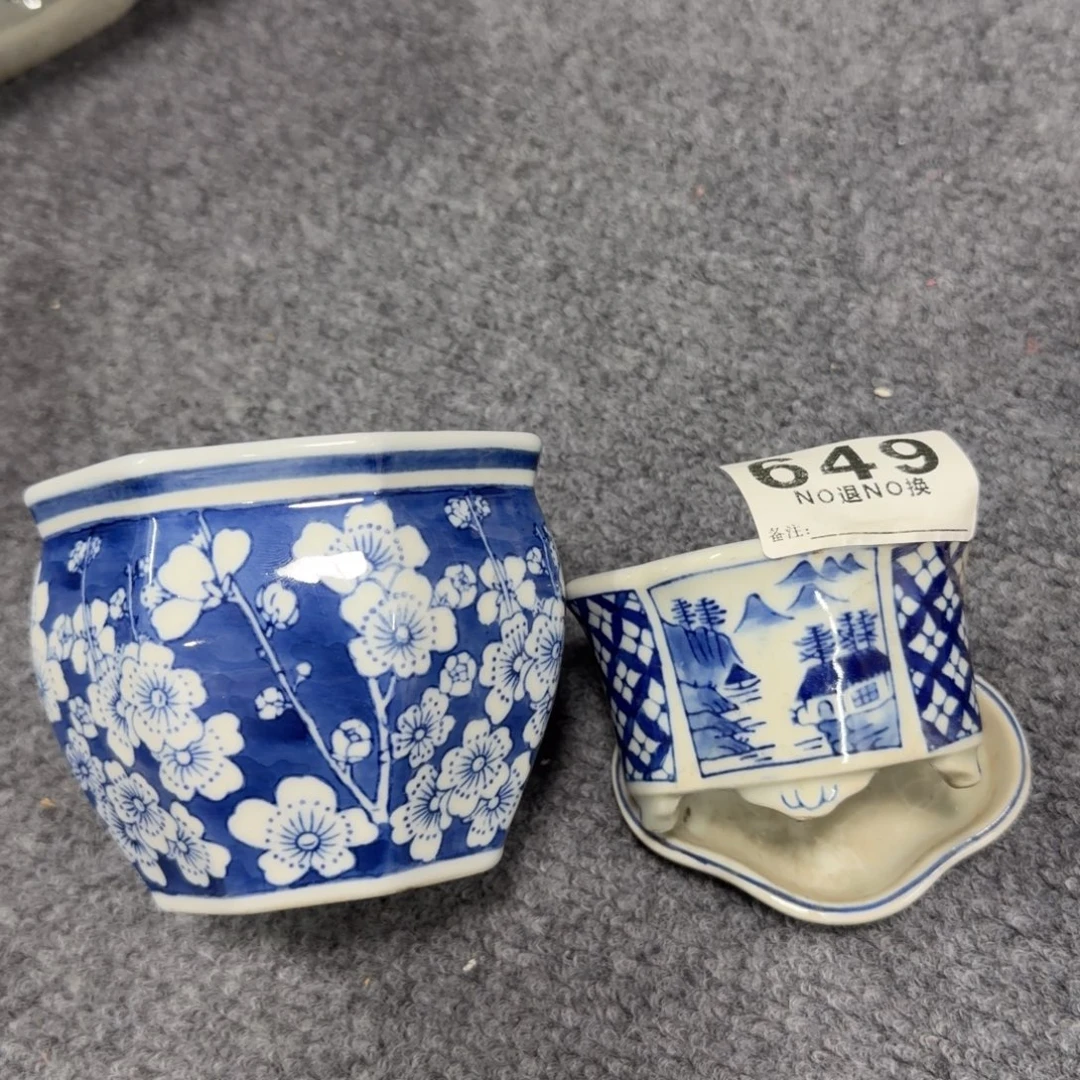 同***学陶陶瓷，默认微瑕，介意勿拍。