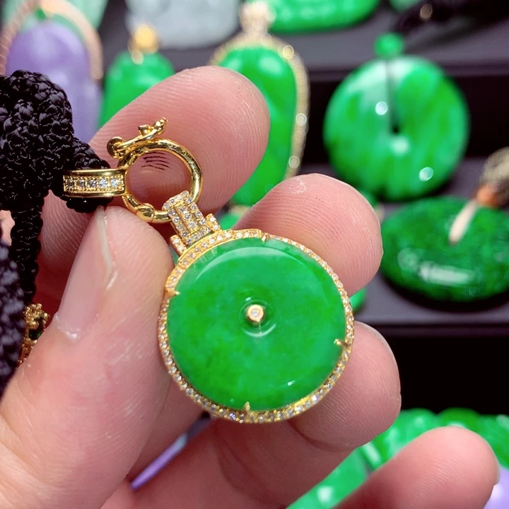 翡翠18K金镶嵌吊坠(不含链)