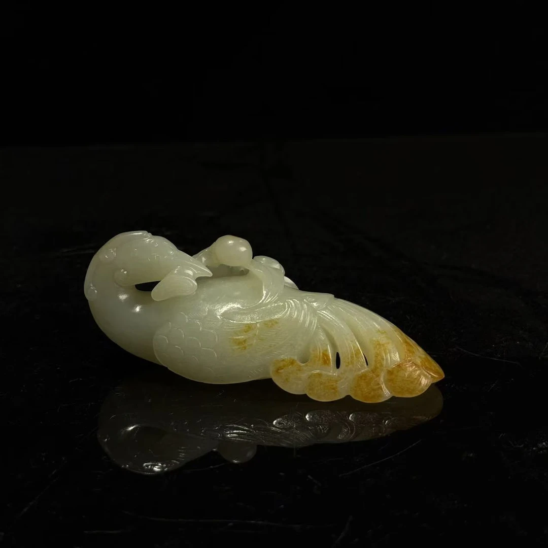 旧藏和田玉连中三元