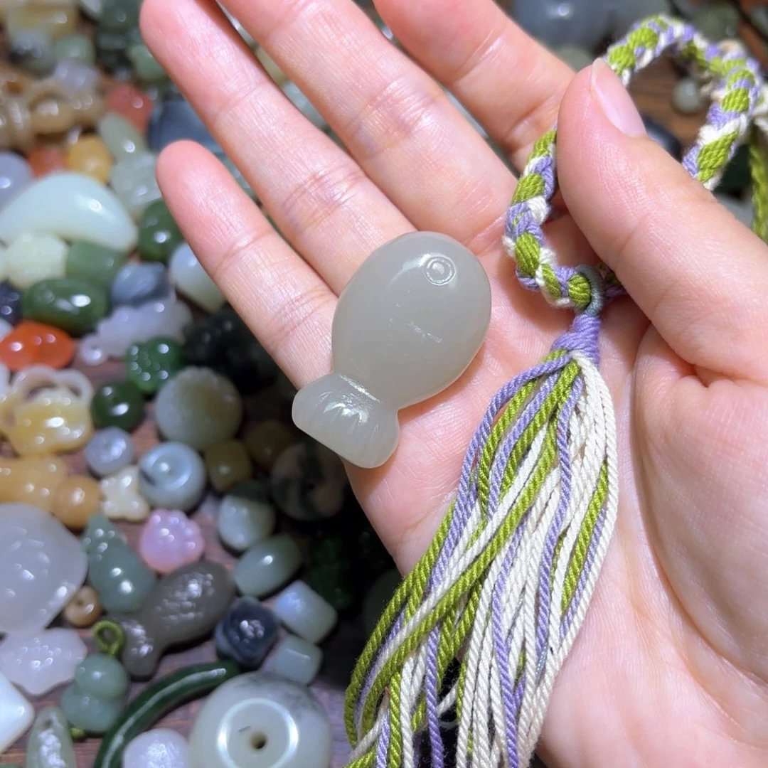 和田玉未镶嵌珠宝半成品