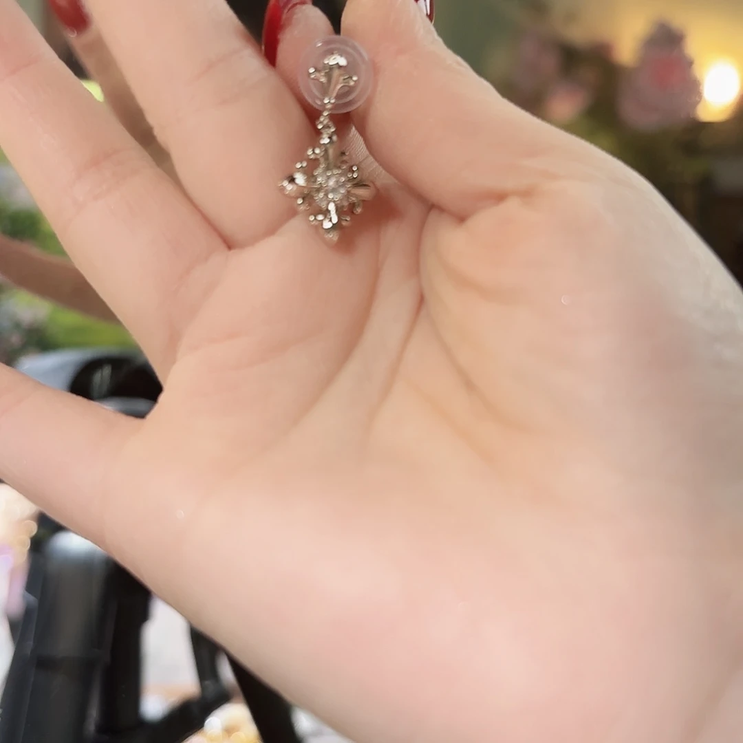 锆石纯铜合金耳钉