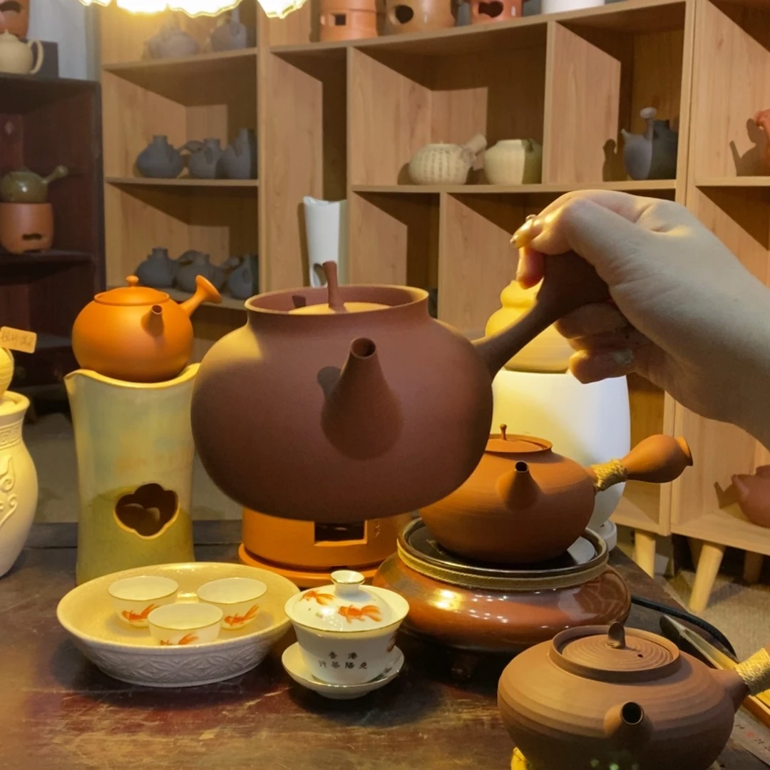 陶明德圆侧把壶550cc