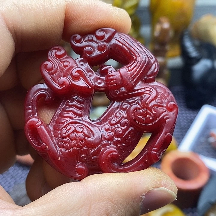 未镶嵌蛇纹石玉颈饰