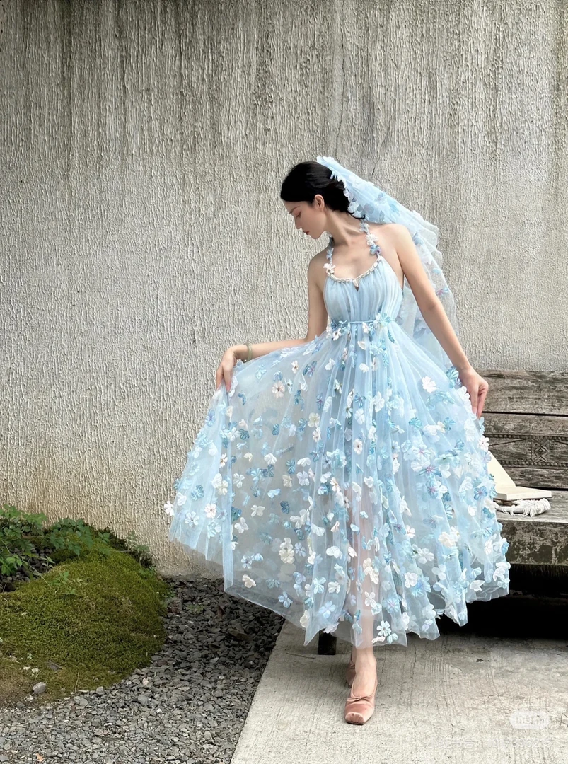 越南买手店梦幻超仙立体花朵裙子女吊带连衣裙花苞裙晨袍度假
