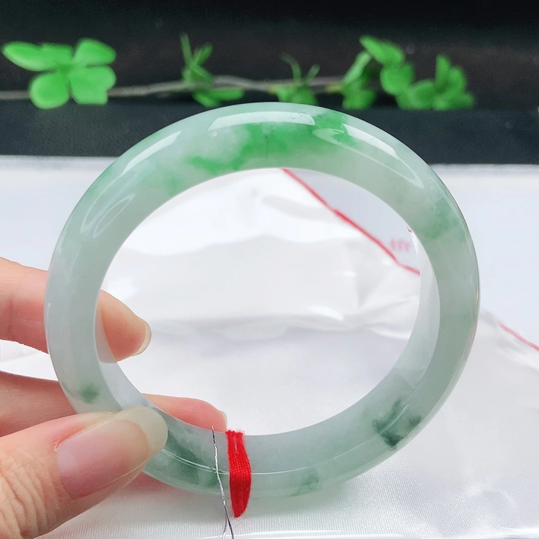 翡翠未镶嵌手镯60圈