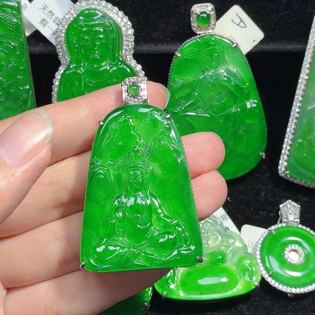 翡翠未镶嵌颈饰天然A货翡翠