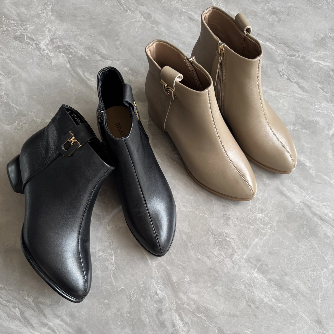 秋冬单里牛皮女短靴尖头粗跟软底时尚真皮女鞋6891