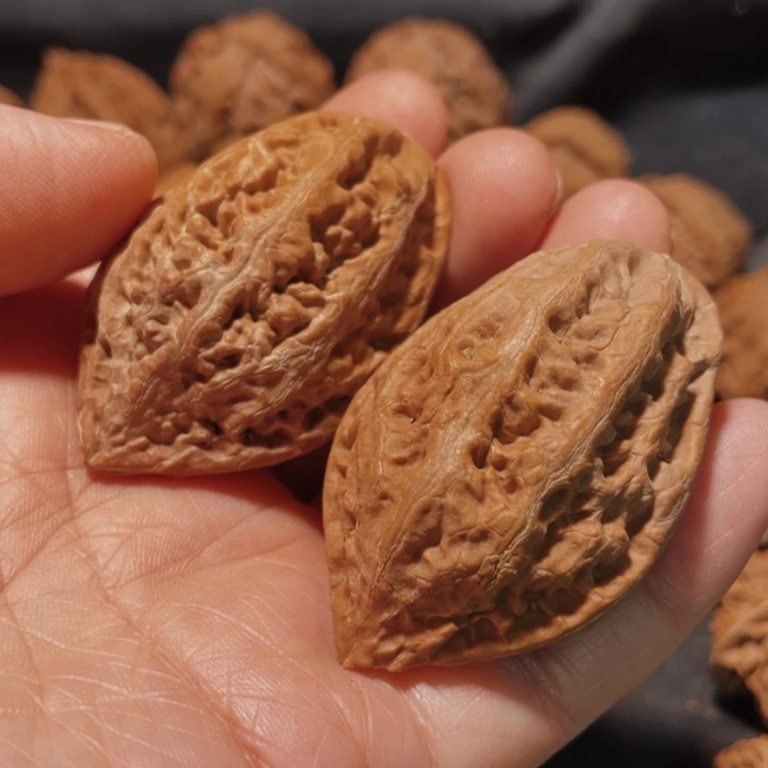 【闪购商品】把件文玩核桃骡***队东北楸子34