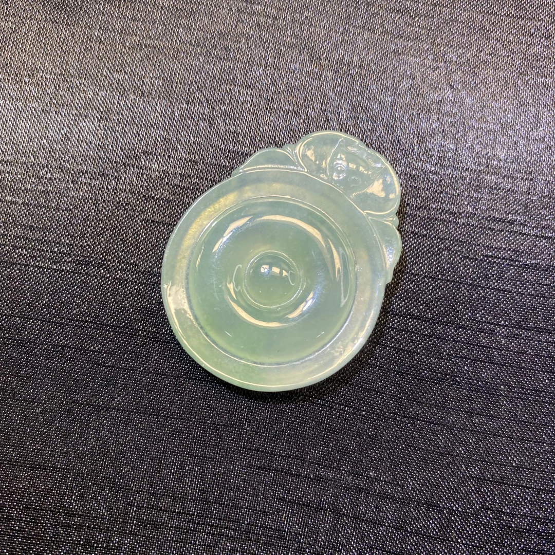 8天然缅甸翡翠A货金丝绿吊坠/400132/北京银座拍卖