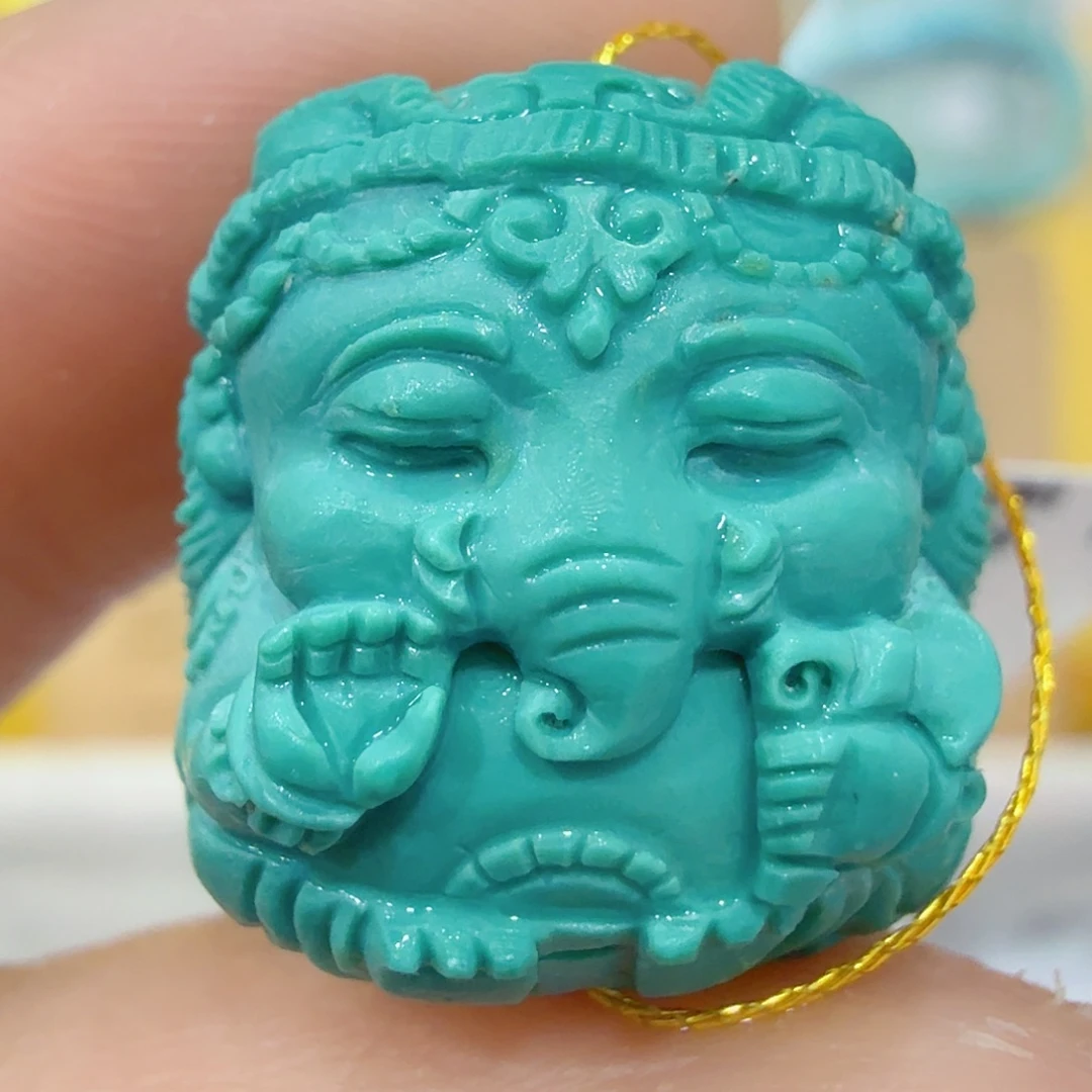 绿松石未镶嵌珠宝奇石