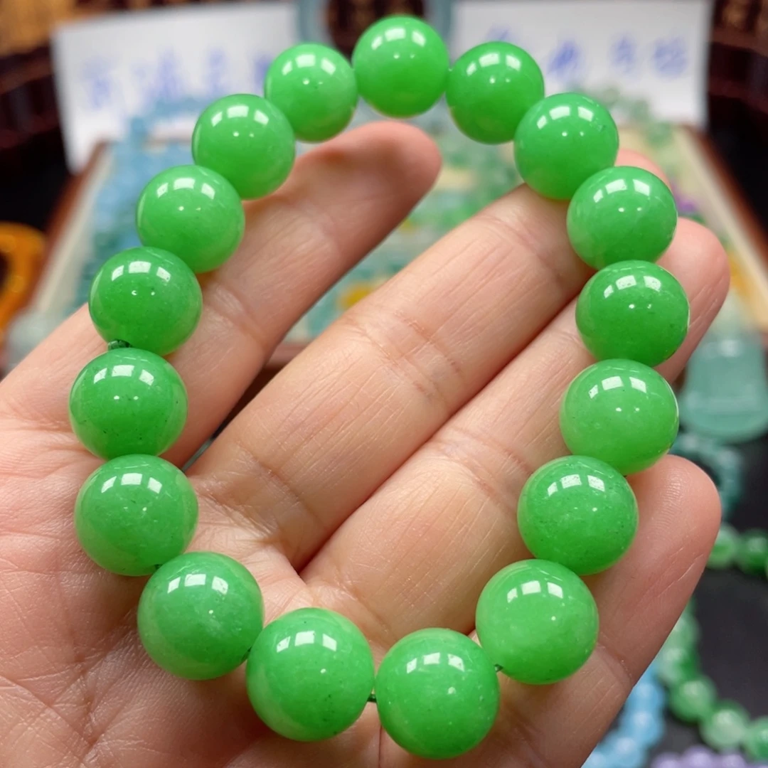 翡翠未镶嵌颈饰卡12