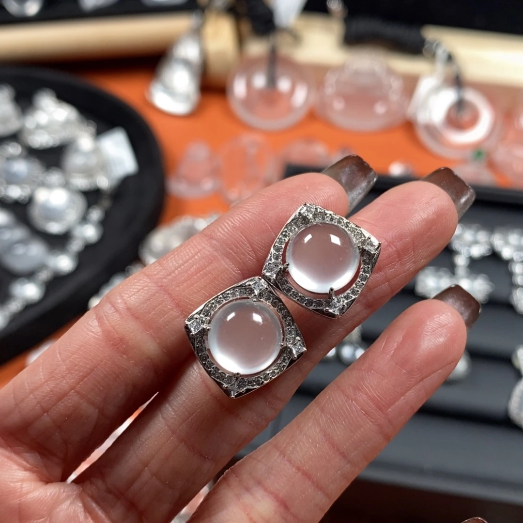 可****石英质玉银S925镶嵌颈饰黑钢方糖耳钉