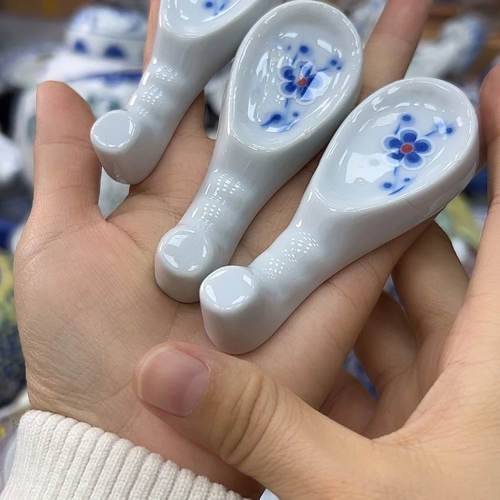 2555588888888888888