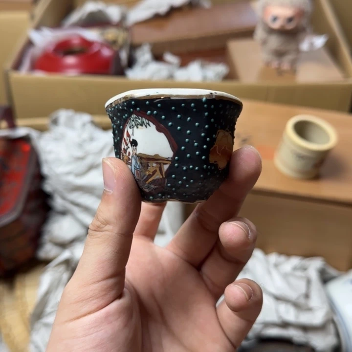 贝***軒瓷片滴滴答答的的的