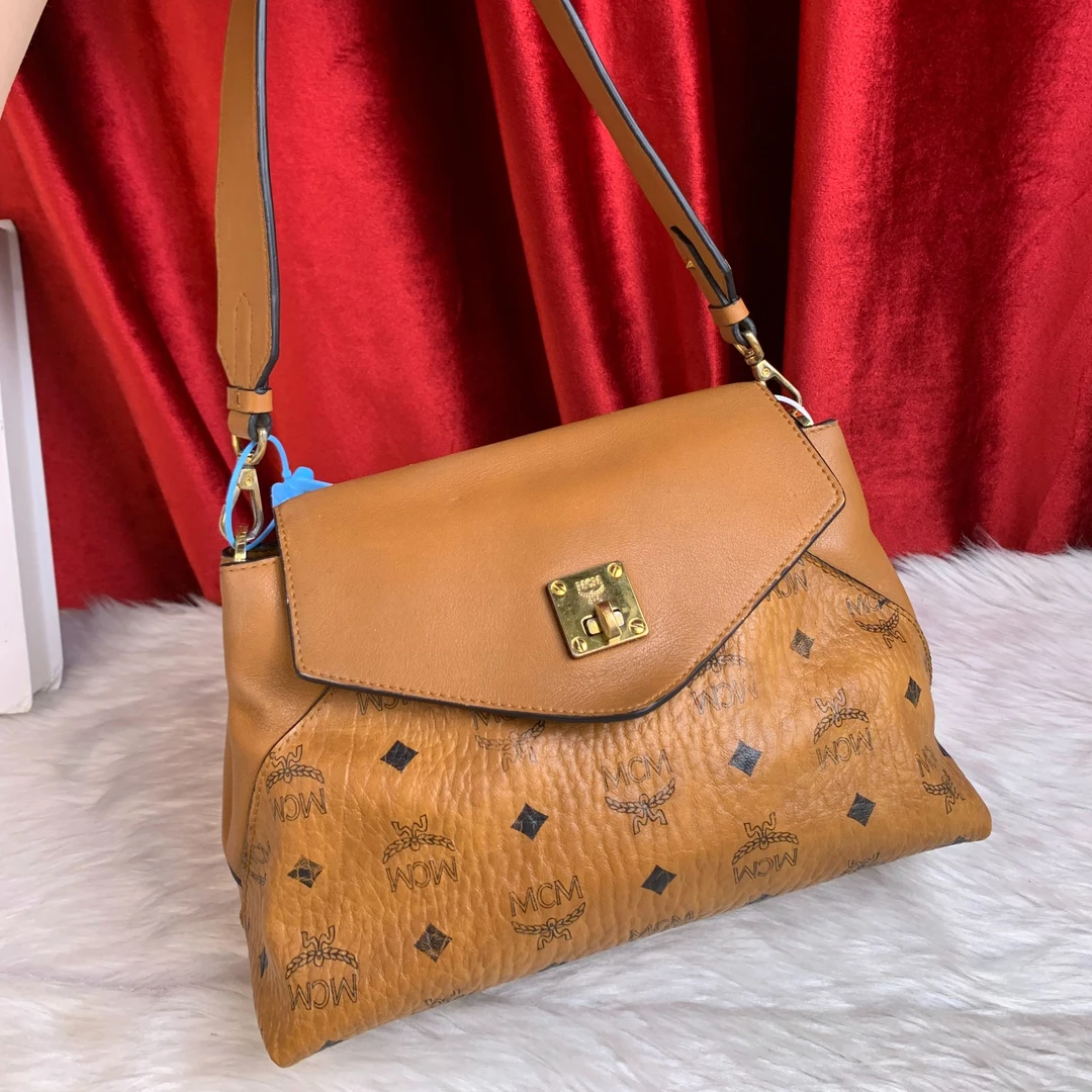 95新 MCM 干邑色单肩包/BB09418062/8062