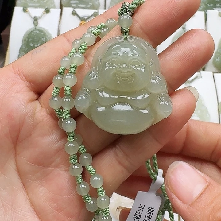 合***康和田玉未镶嵌颈饰