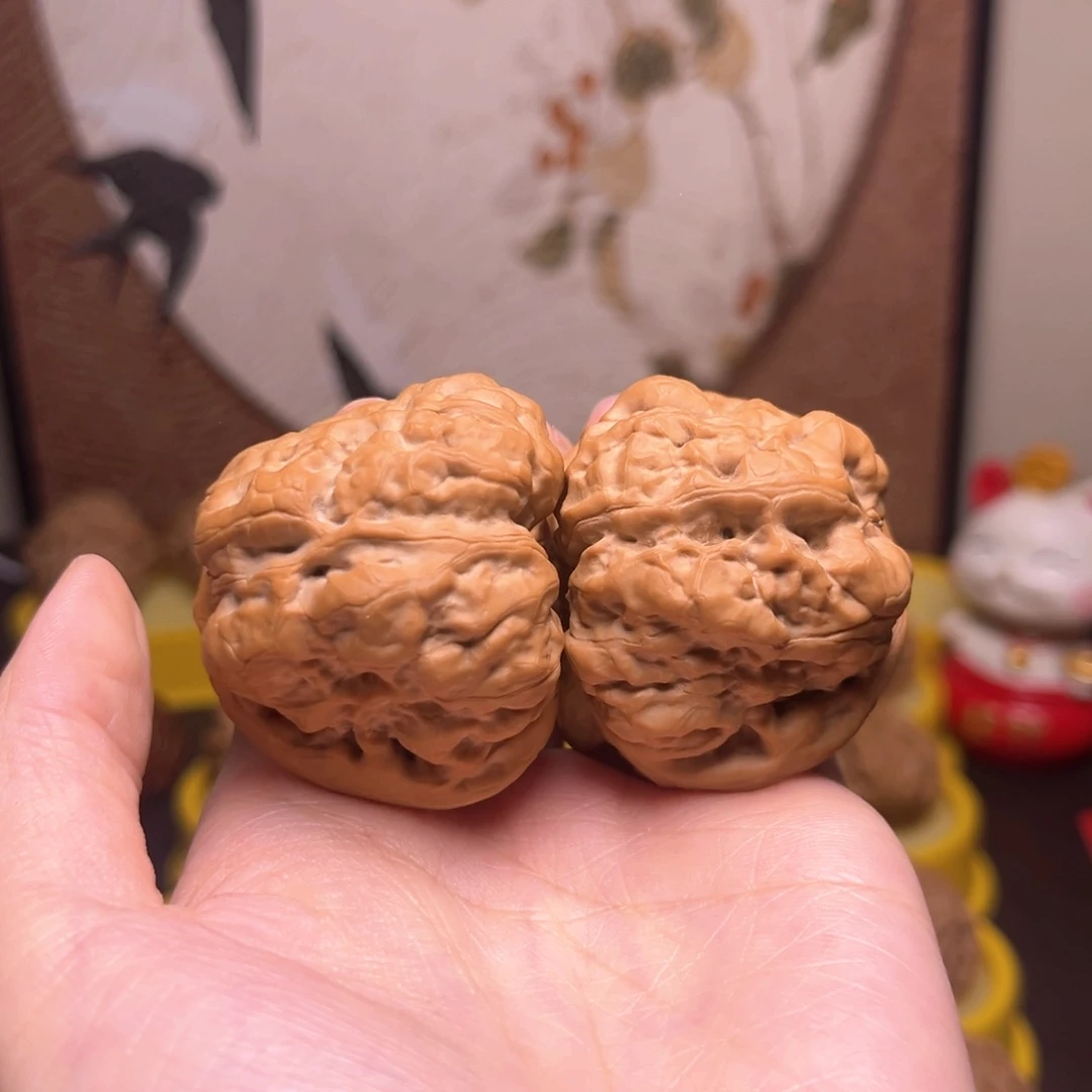 蔚****吊坠桃核蛤蟆头闪73