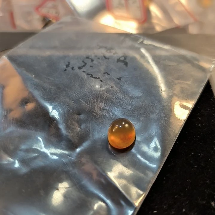 风***顺未镶嵌戒面石英岩玉