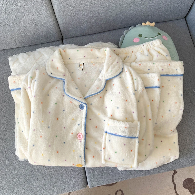 睡衣冬季女款家居服珊瑚绒开衫加厚秋冬款日系卡通两件套装