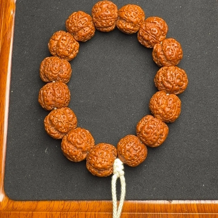 手串金刚菩提1号22尺寸四瓣