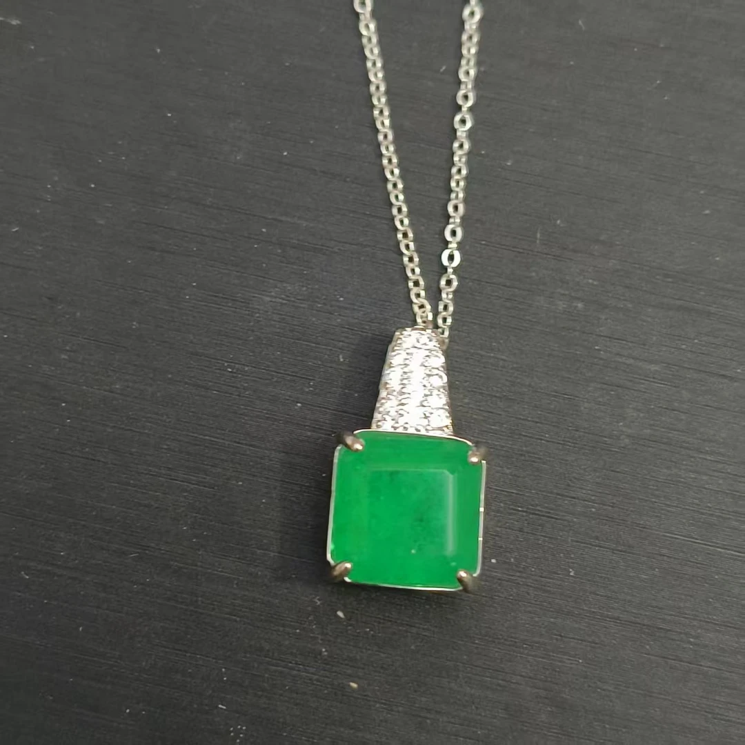 【南非定制】经典高级轻奢大气百搭吊坠t31401