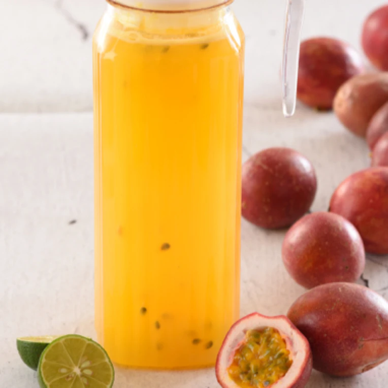 新鲜现刨百香果汁